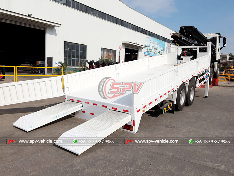 ISUZU 4 Axles Articulated Boom Crane Truck - Rear Right Side